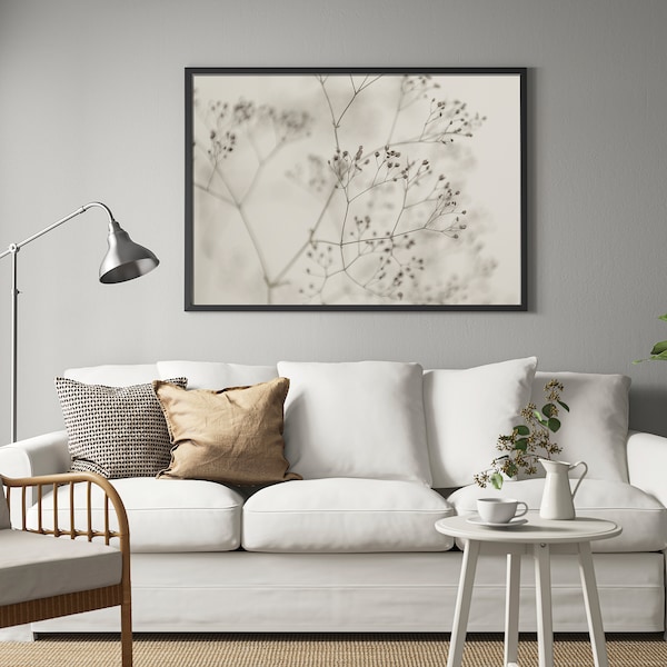 IKEA BJÖRKSTA picture and frame, flowers-close up, 55x39 ¼ in Black, Ikea Ireland | 5614AOIXT