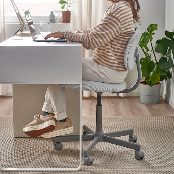 IKEA BLECKBERGET swivel chair Klovsta White / Gray, Ikea Ireland | 3719ARYGB