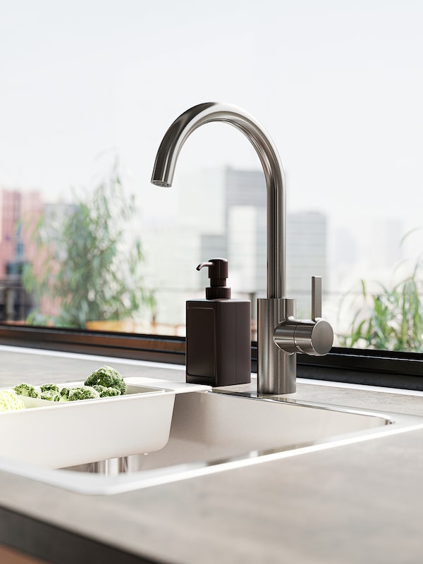 IKEA DELSJÖN kitchen faucet Pewter Effect, Ikea Ireland | 6580QFRES