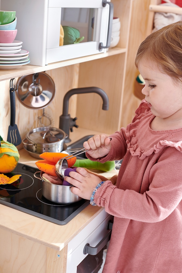 IKEA DUKTIG 14-piece vegetables set, Ikea Ireland | 2018ZTULO