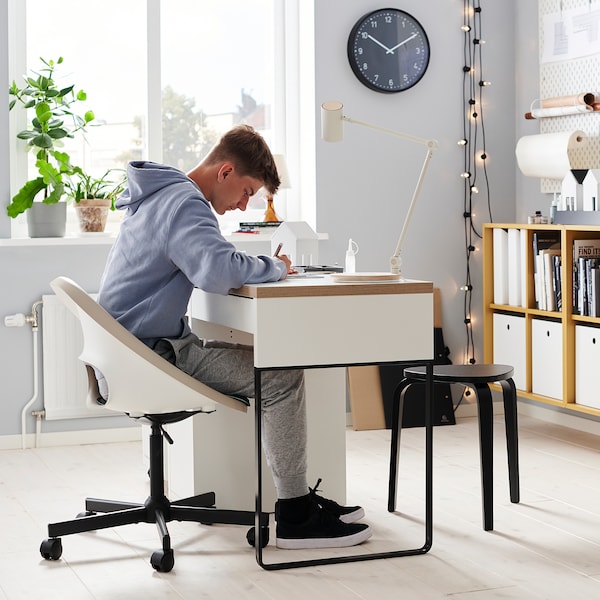 IKEA ELDBERGET / MALSKÄR swivel chair Beige / Black, Ikea Ireland | 4025CHIAQ