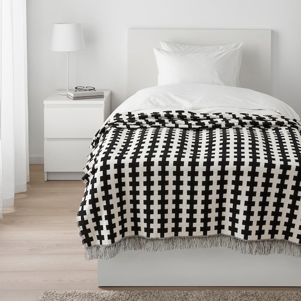 IKEA FLUGTRUMPET throw, black off-white/geometric, 51x67 in, Ikea Ireland | 9104AOTVR