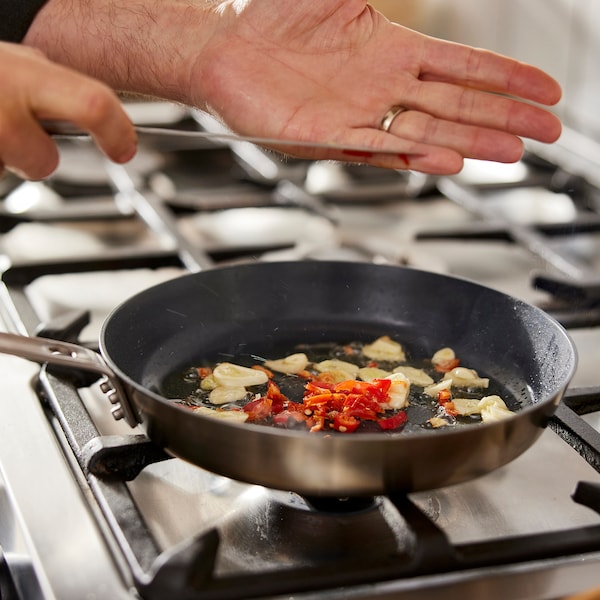 IKEA HEMKOMST frying pan, stainless steel/non-stick coating, 9 in, Ikea Ireland | 7214PWRKG