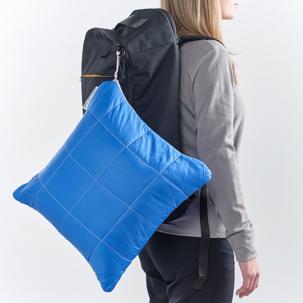 IKEA HYBRIDLÄRK blanket/bag, dark blue/light blue, 51 ¼x74 ¾/15 ¾x15 ¾ in, Ikea Ireland | 7495QHSNT