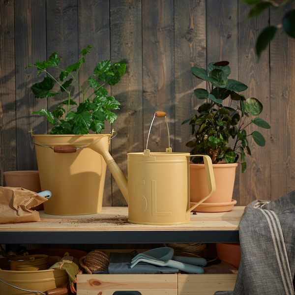 IKEA ÅKERBÄR watering can, indoor/outdoor yellow, 169 oz, Ikea Ireland | 6197FGQKE