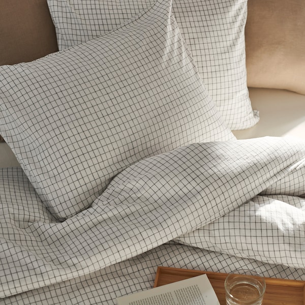 IKEA ÅKERFIBBLA duvet cover and pillowcase(s), Full/Queen (Double/Queen) White Black, Ikea Ireland | 0127YHPLI