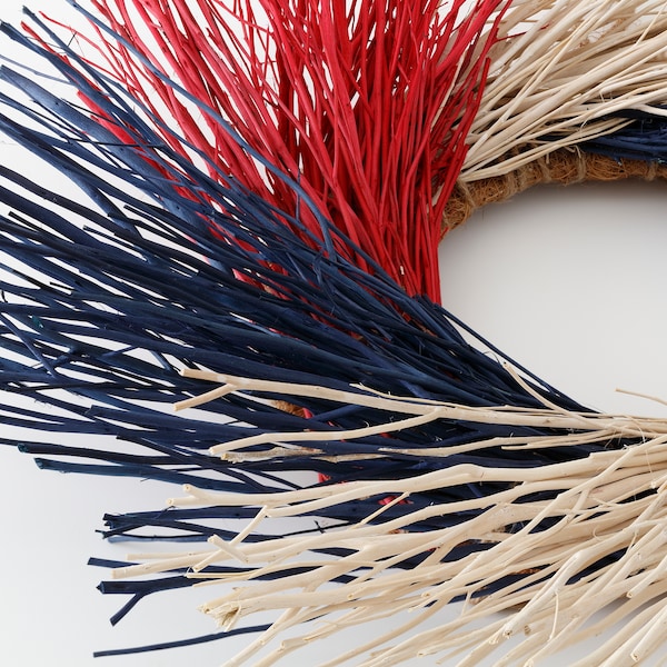 IKEA KNORRALG wreath, red/white/blue, 15 ¾ in, Ikea Ireland | 4713VOJYK