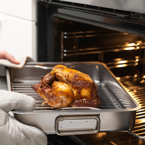 IKEA KONCIS roasting pan with grill rack, stainless steel, 16x13 in, Ikea Ireland | 4216TISPO