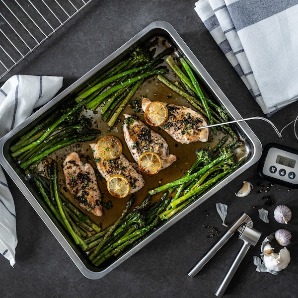 IKEA KONCIS roasting pan with grill rack, stainless steel, 16x13 in, Ikea Ireland | 4216TISPO