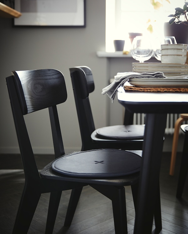 IKEA LISABO table, 55 1/8x30 3/4 in Black, Ikea Ireland | 4061CLBDT