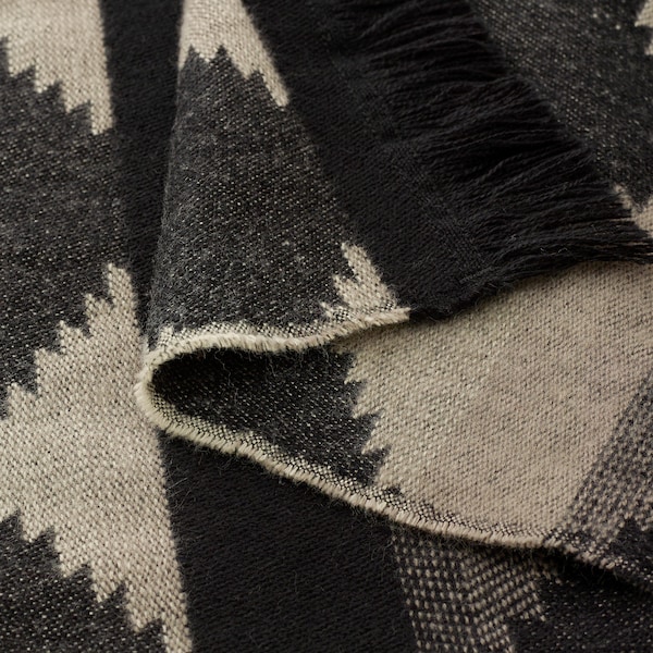 IKEA LUKTVÄDD throw, black/gray, 51x67 in, Ikea Ireland | 7450BAVLT