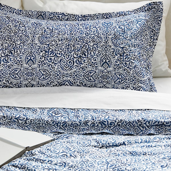 IKEA ÄNGSKLOCKA comforter set, Full/Queen Blue / White, Ikea Ireland | 3418IPCRY