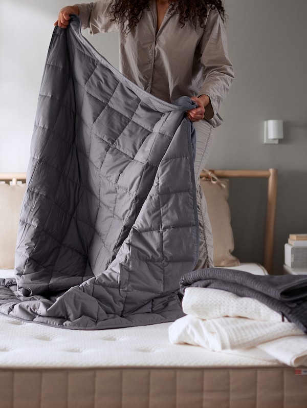 IKEA ODONVIDE weighted blanket, 17.6 lb, Twin Dark Gray / Light Warm, Ikea Ireland | 7259XHMPG