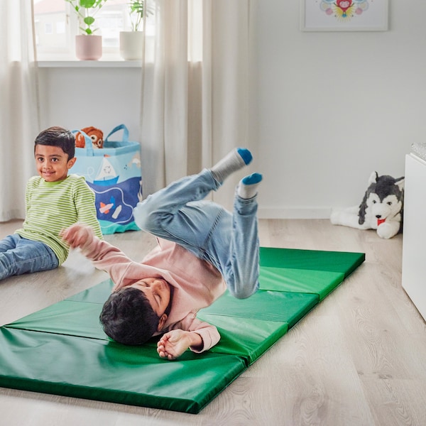 IKEA PLUFSIG folding gym mat, 30 3/4x72 7/8 in Green, Ikea Ireland | 5623XFEQP