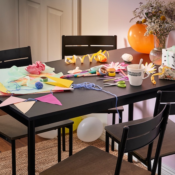 IKEA SANDSBERG / SANDSBERG table and 4 chairs, black/black, 43 1/4x26 3/8 in, Ikea Ireland | 7201UBJZS