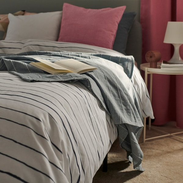 IKEA SKÄRMLILJA bedspread, 91x98 in Light Blue, Ikea Ireland | 0156JKESU