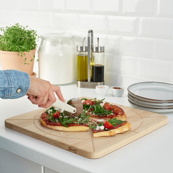 IKEA SÅPÖRTMAL cutting board, beech, 13 ¾x13 ¾ in, Ikea Ireland | 0613MZUEO