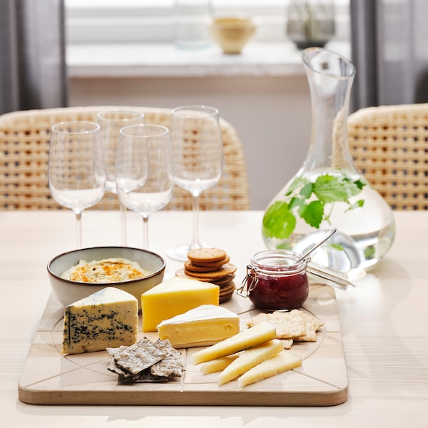 IKEA SÅPÖRTMAL cutting board, beech, 13 ¾x13 ¾ in, Ikea Ireland | 0613MZUEO