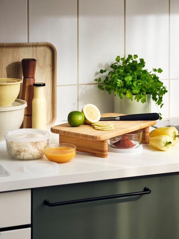 IKEA STOLTHET cutting board, bamboo, 13 ¾x8 ¾ in, Ikea Ireland | 5814QDLRC