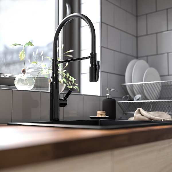 IKEA TOLLSJÖN kitchen faucet with handspray Black Polished Metal, Ikea Ireland | 4938IHBZU