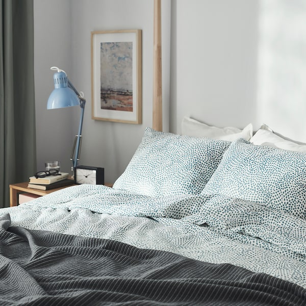 IKEA TRÄDKRASSULA duvet cover and pillowcase(s), Full/Queen (Double/Queen) White / Blue, Ikea Ireland | 1857LCGKM