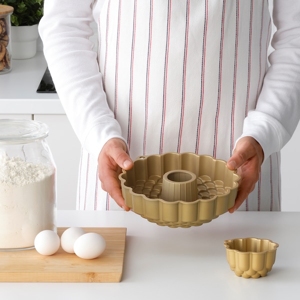 IKEA TÅRTBAK baking pan, 1 qt Flower / Shaped / Non / Stick Coating, Ikea Ireland | 5814VRBSC