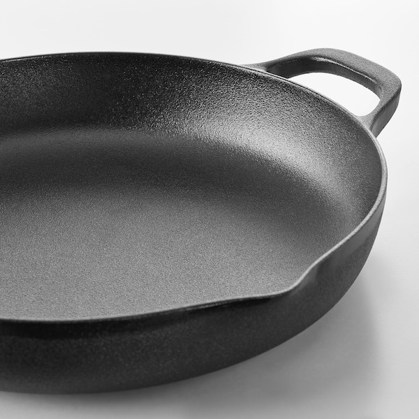 IKEA VARDAGEN frying pan, cast iron, 13 in, Ikea Ireland | 0529SYWDN
