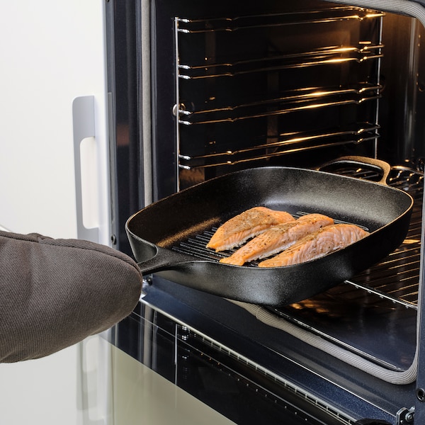 IKEA VARDAGEN grill pan, cast iron, 11x11 in, Ikea Ireland | 9283EJOYN