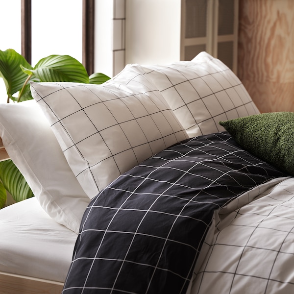 IKEA VITKLÖVER duvet cover and pillowcase(s), King White Black / Check, Ikea Ireland | 7264BDLCF
