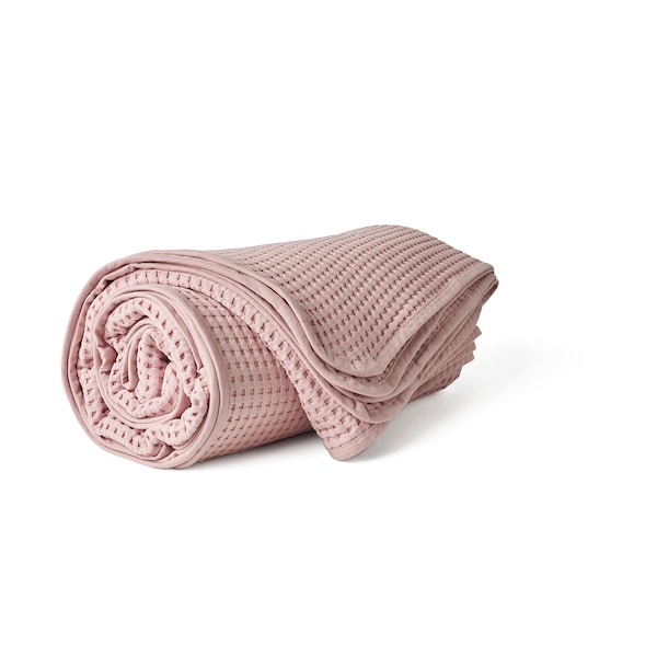 IKEA VÅRELD bedspread, 91x98 in Light Pink, Ikea Ireland | 9735XRFDK