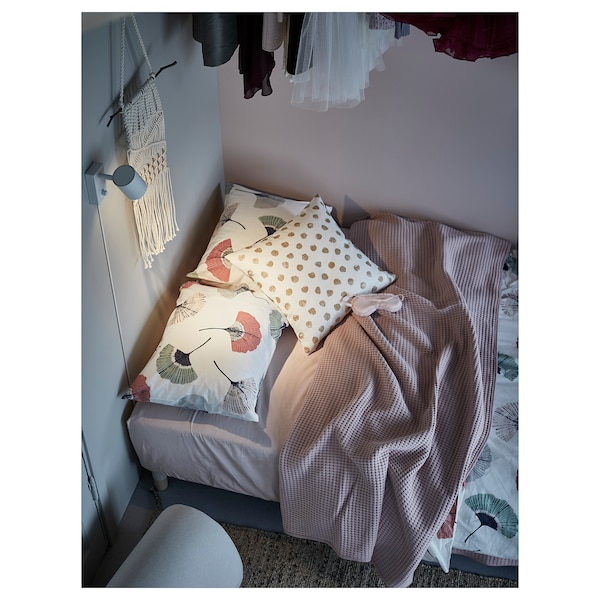 IKEA VÅRELD bedspread, 91x98 in Light Pink, Ikea Ireland | 9735XRFDK